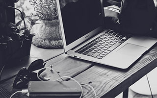 意甲：米兰与罗马之战最终阵容公布，米兰使用352阵型，莱奥搭档恩昆库首发